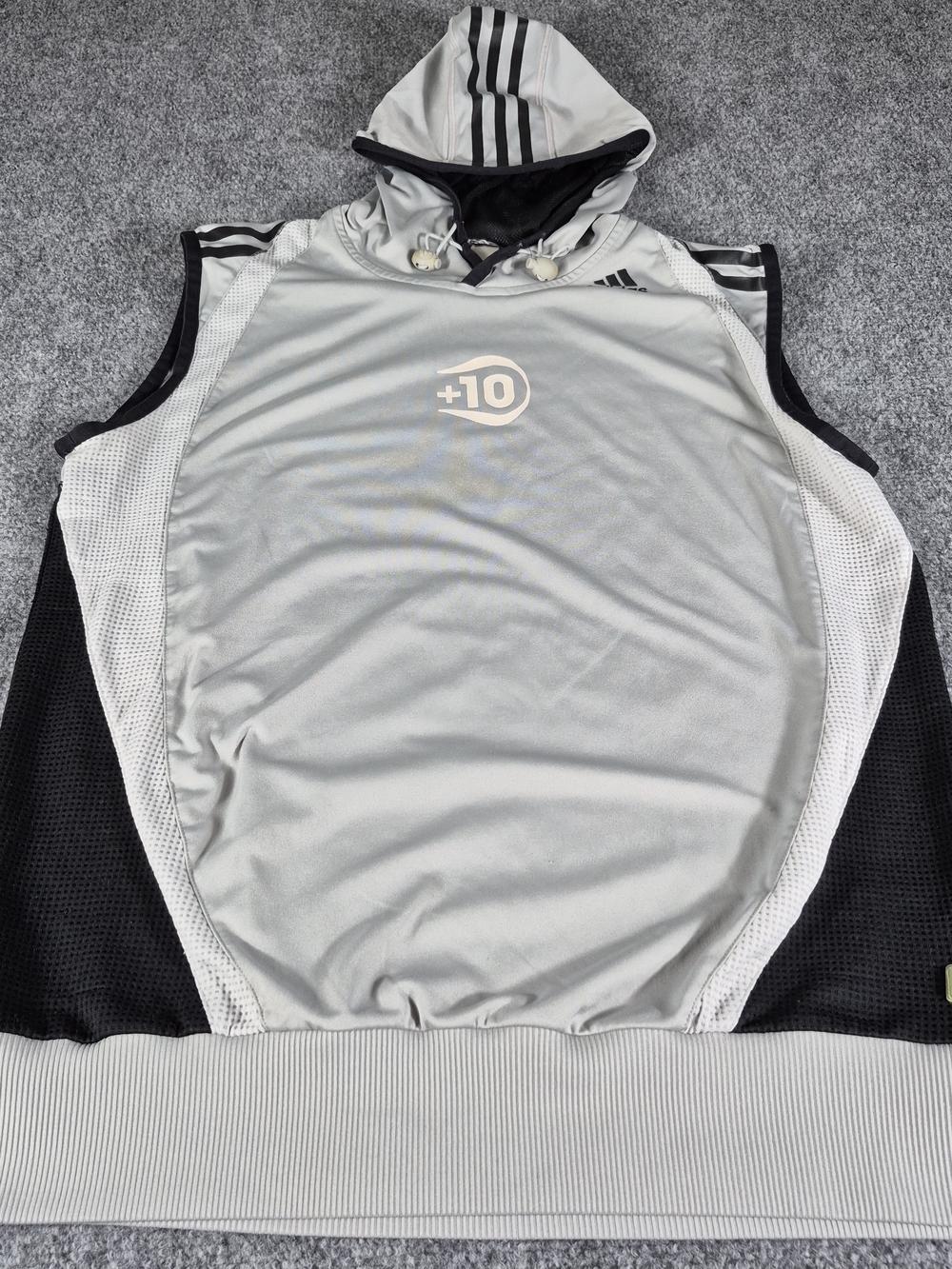 ​Vintage Adidas +10 Teamgeist Sleeveless Hoodie Vest Gray 2006 World Cup Soccer